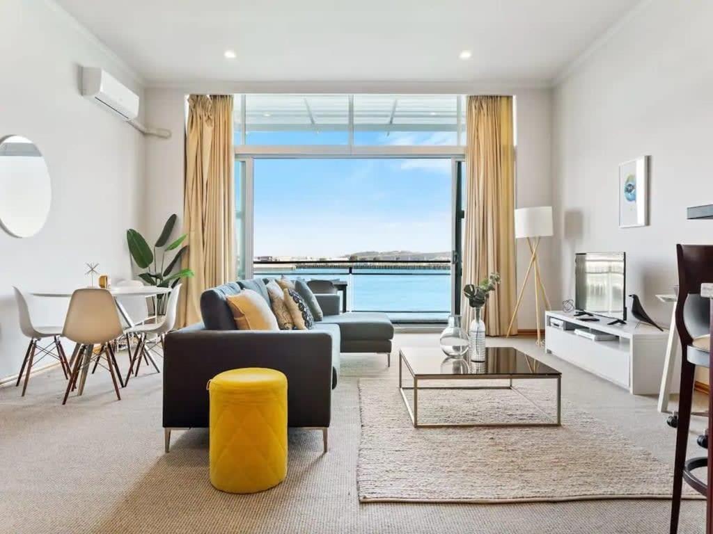 Relaxing Sea Wharf View Apartment 오클랜드 외부 사진